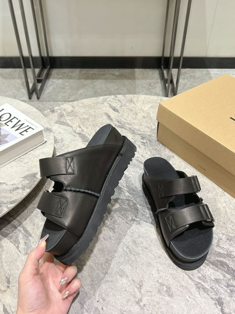 Ugg Sandals